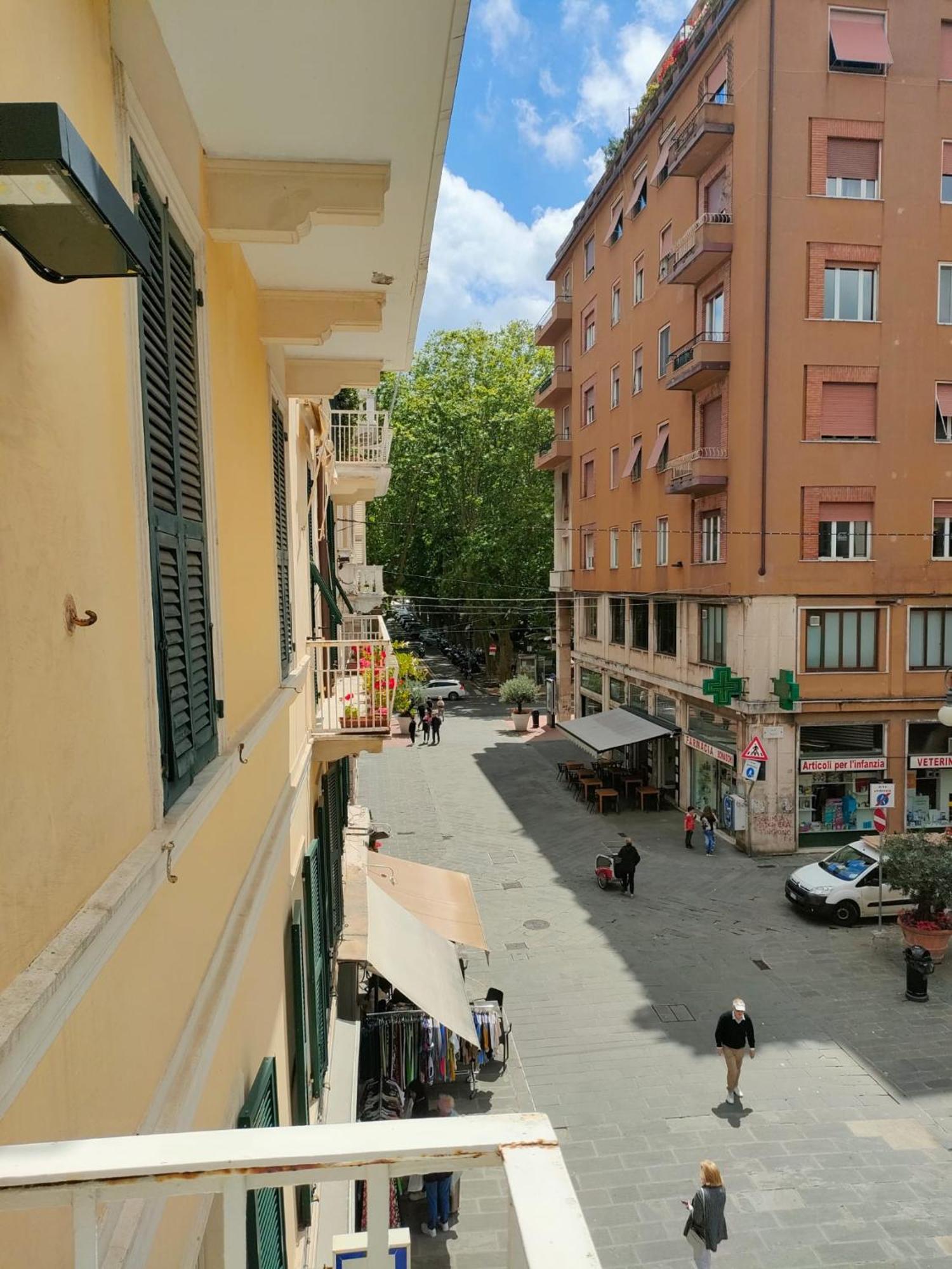 Апартаменты Il Balcone Sul Teatro Специя Экстерьер фото